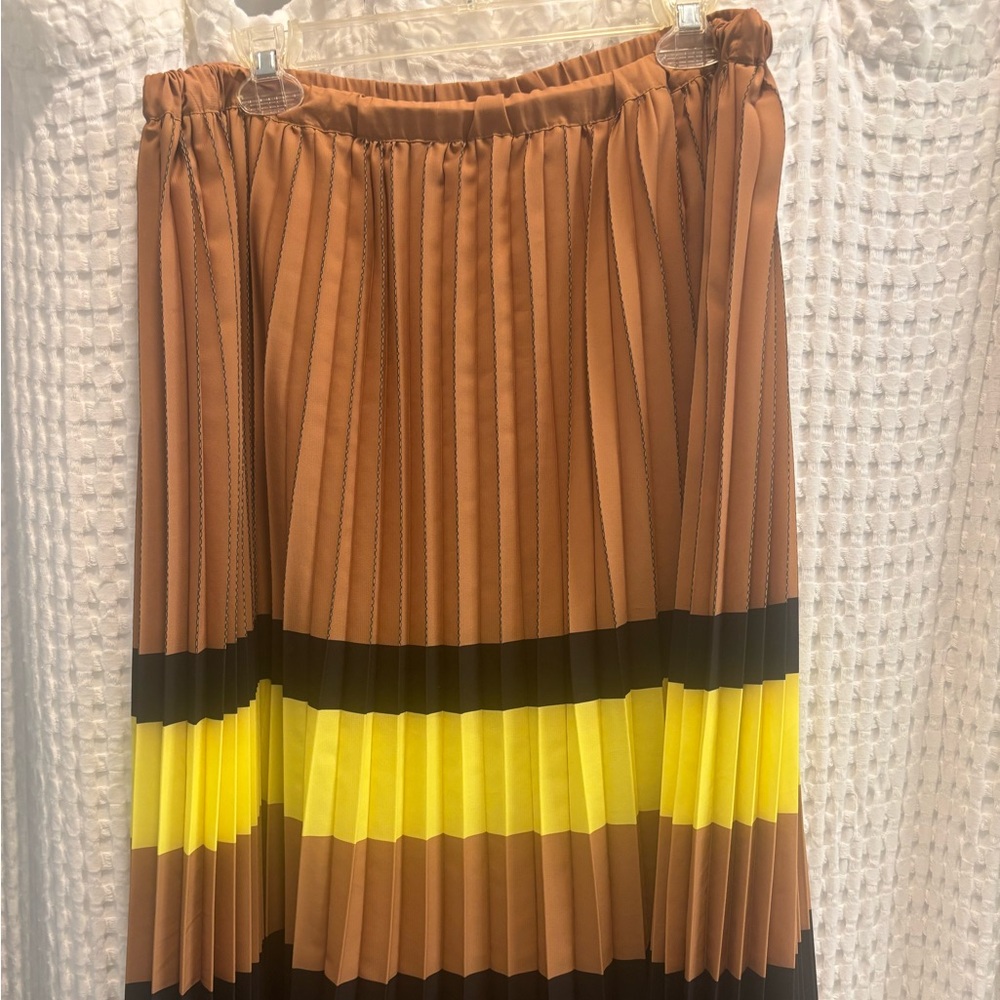 Anthropologie Pleated Maeve Midi Skirt